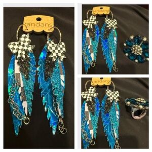 Randans Gorgeous Teal Holographic Feather Earring & Ring Set!